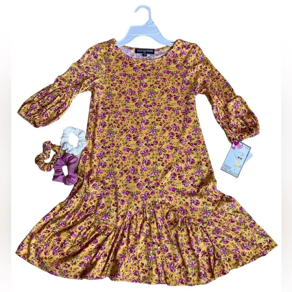 NWT 3 Pink Hearts Girls Dress Size Medium With Matching Scrunchies